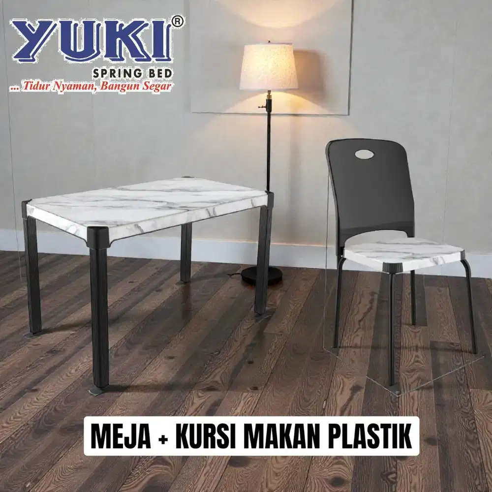 Meja & Kursi Makan Plastik