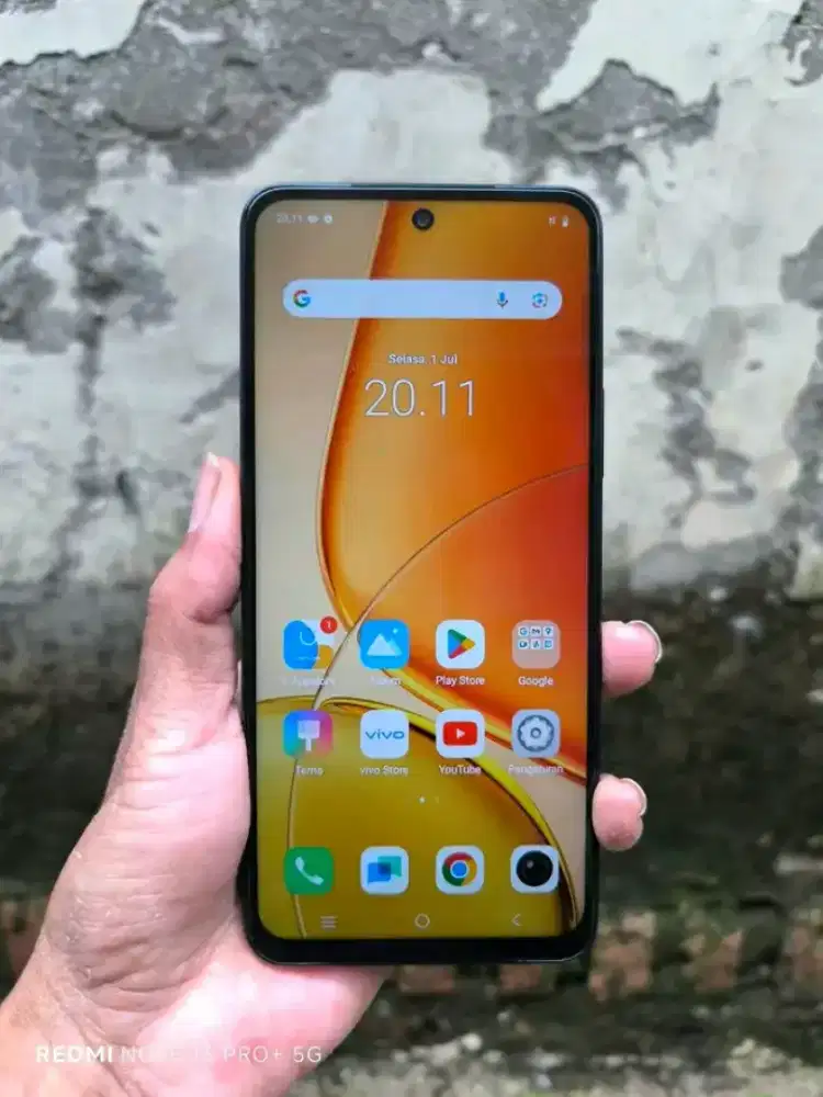 Vivo Y29 6+6/128 Hp Chasan