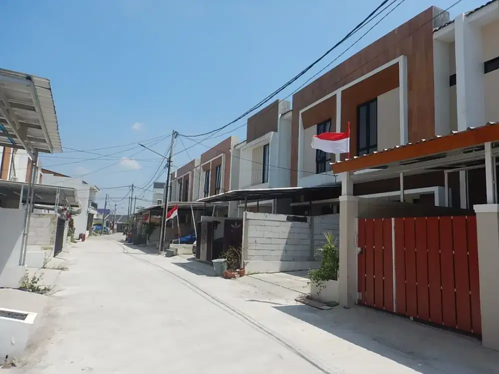 Dijual Rumah Dan Tanah dalam komplek jalan permana atas Cimahi Cisarua Bandung barat