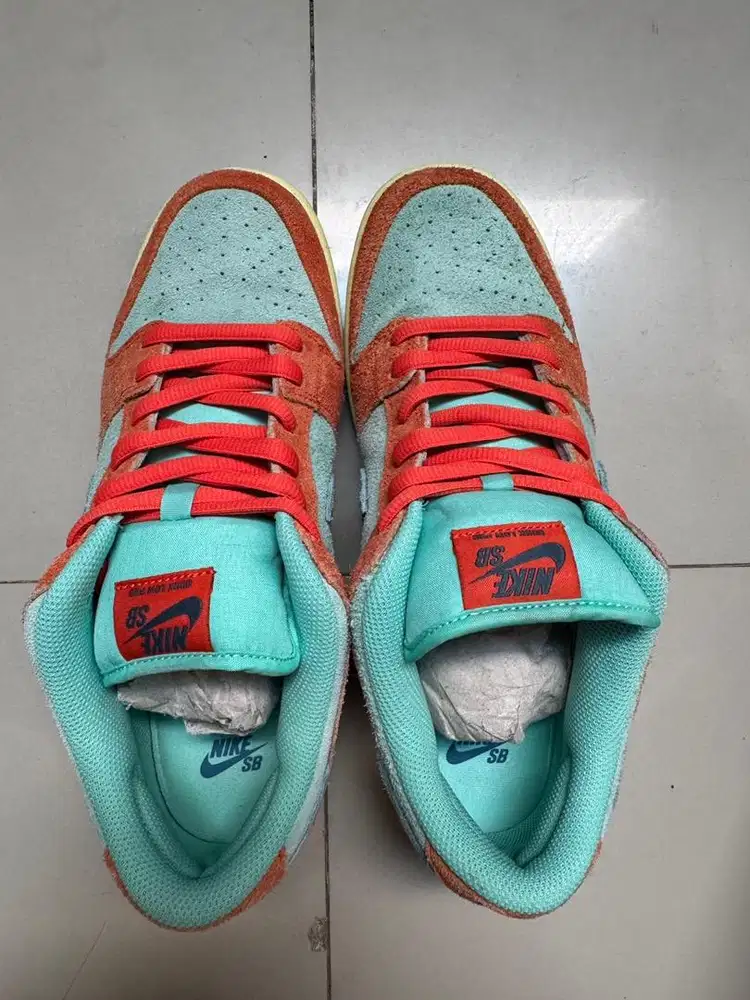 Sepatu Nike SB DUNK LOW ORANGE EMERALD RISE DV5429-800