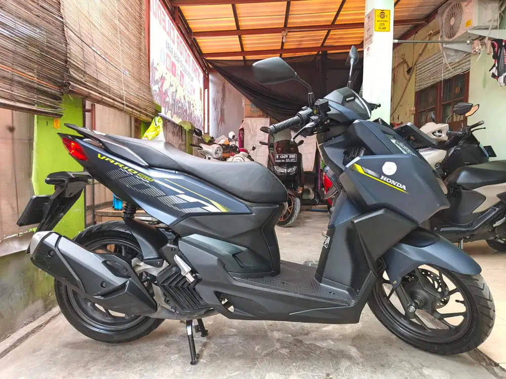 BLN 7 HONDA VARIO 160 CBS 2025 KM 4RB BS TT 2024 MULUS DI CILEDUG ORI