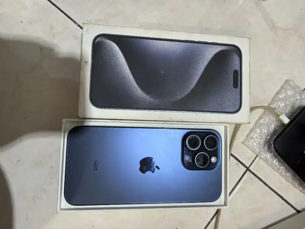 iPhone 15 Pro Max 256GB iBox