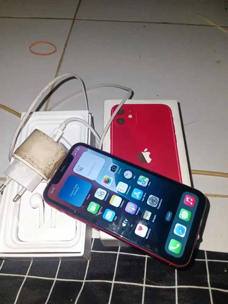 iPhone 11 inter 64gb Smartfren only