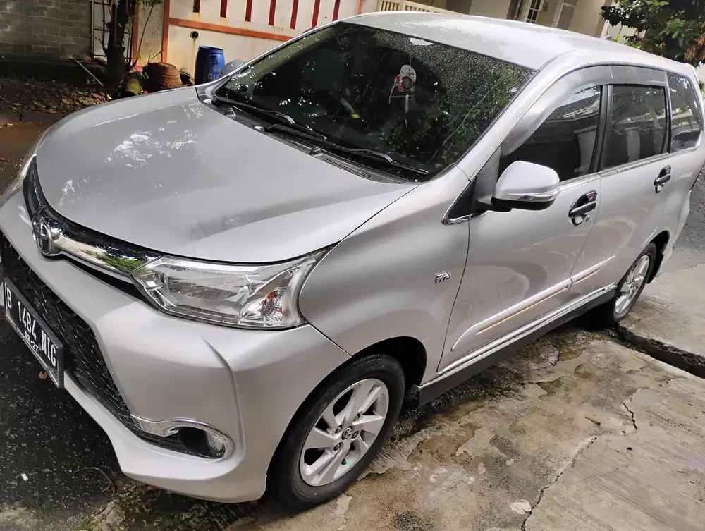 Toyota Avanza Veloz 1.3 AT th 2017