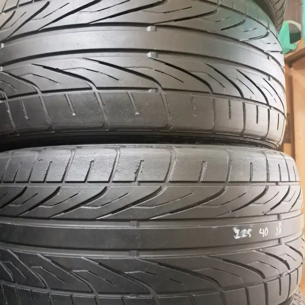 Ban mobil 225 40 18 dunlop 2pcs