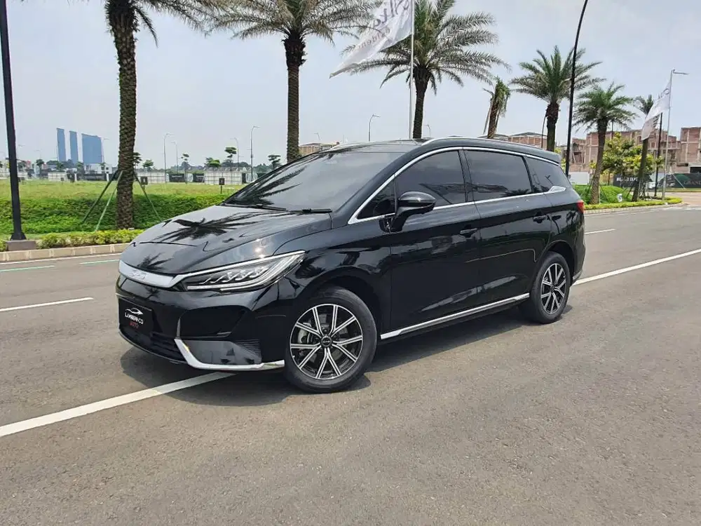 BYD M6 SUPERIOR EV 2024 LISTRIK 7 SEATER HITAM 2025 SEAL