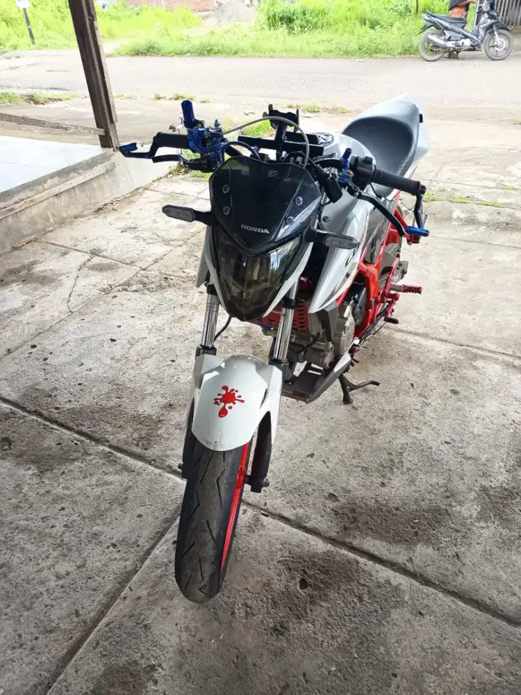 Jual CB 150 R tahun 2016