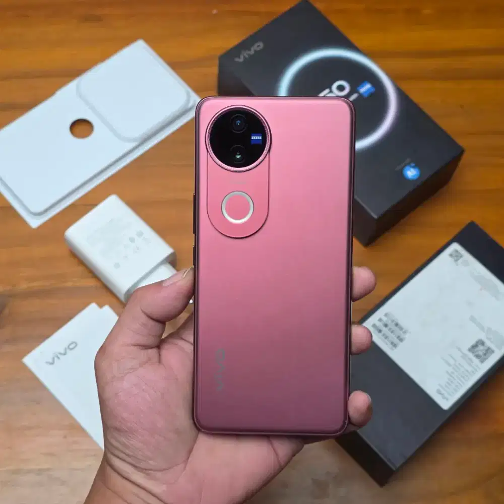 Vivo V50 5G 12/256GB Resmi Fullset