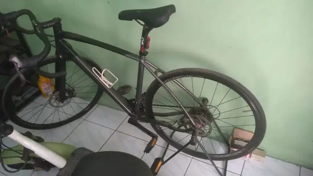 Dijual sepeda balap/ roadbike element frc52 mulus full upgrade