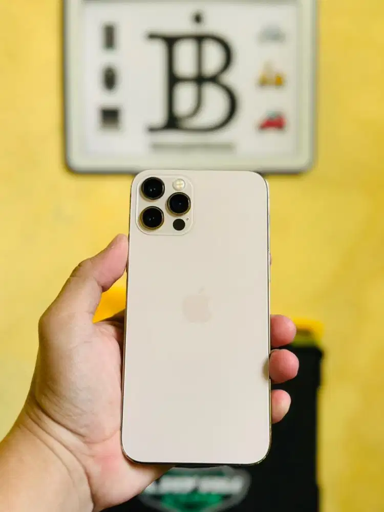 iPhone 12 Pro Mulus jual cepaat