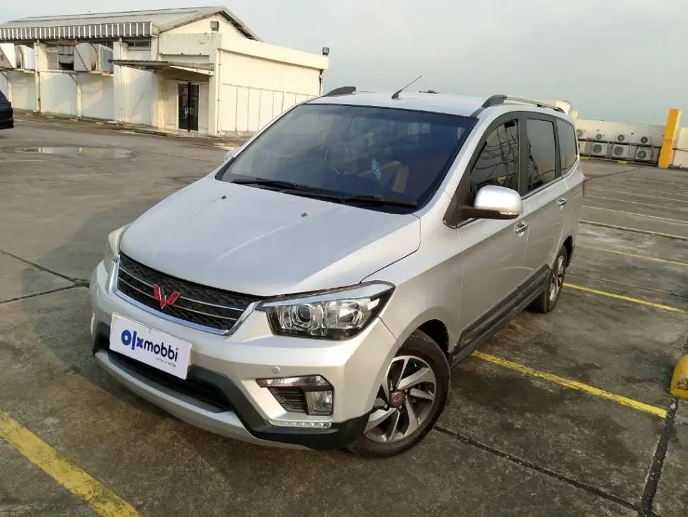 TERMURAH Wuling Confero 1.5 Bensin-MT 2019 BIJ