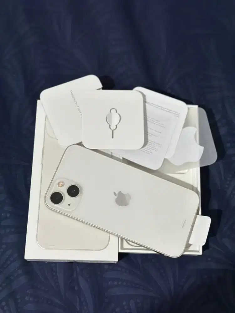 Iphone 13 ibox 128gb garansi agustus 2026 bh 100% mulus lus full set