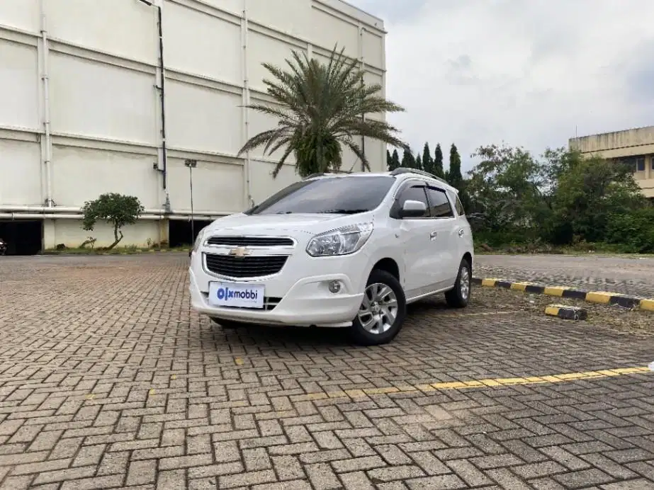 TDP 5,JT Chevrolet Spin 1.5 LTZ Bensin-MT Putih 2015