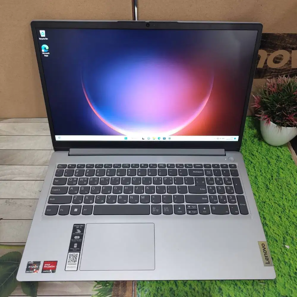 LAPTOP LENOVO IDEAPAD SLIM 1 INTEL AMD RYZEN 5 5625U RAM 8GB SSD 256GB
