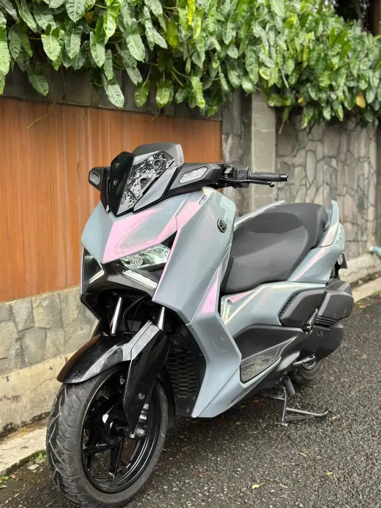 Xmax Connected Like new