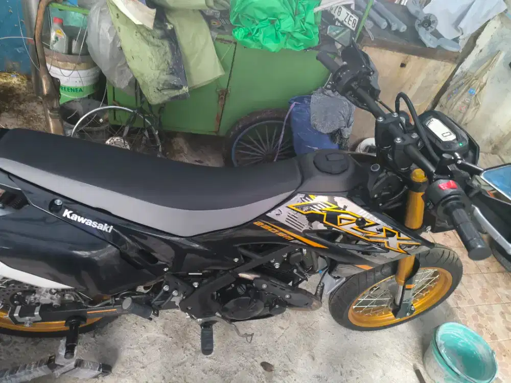 Jual Kawasaki KLX 230 Sm se