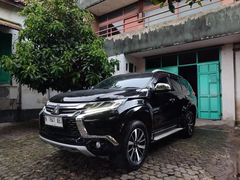 PAJERO SPORT DAKAR 2017 LIMITED PAJAK BARU pcd fortuner innova crv