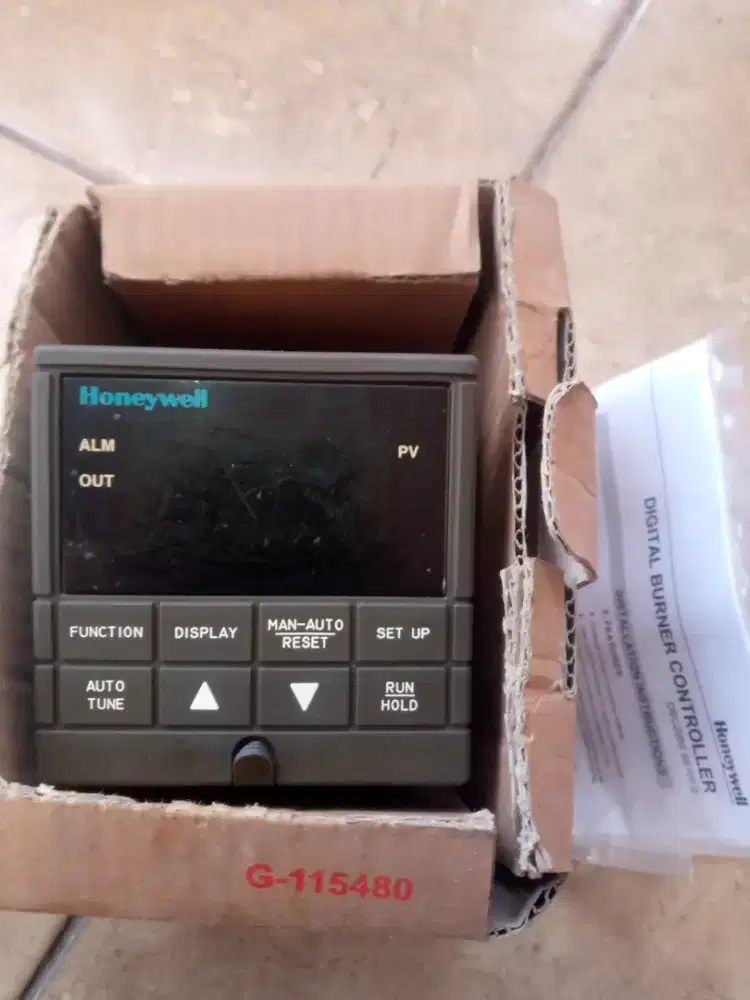Temperature controller honeywell udc2300
