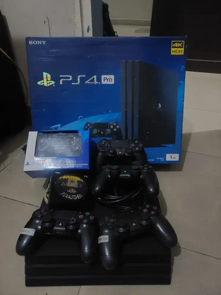 PS 4 PRO 1TB + HDD EXTREN + 5bh Stik