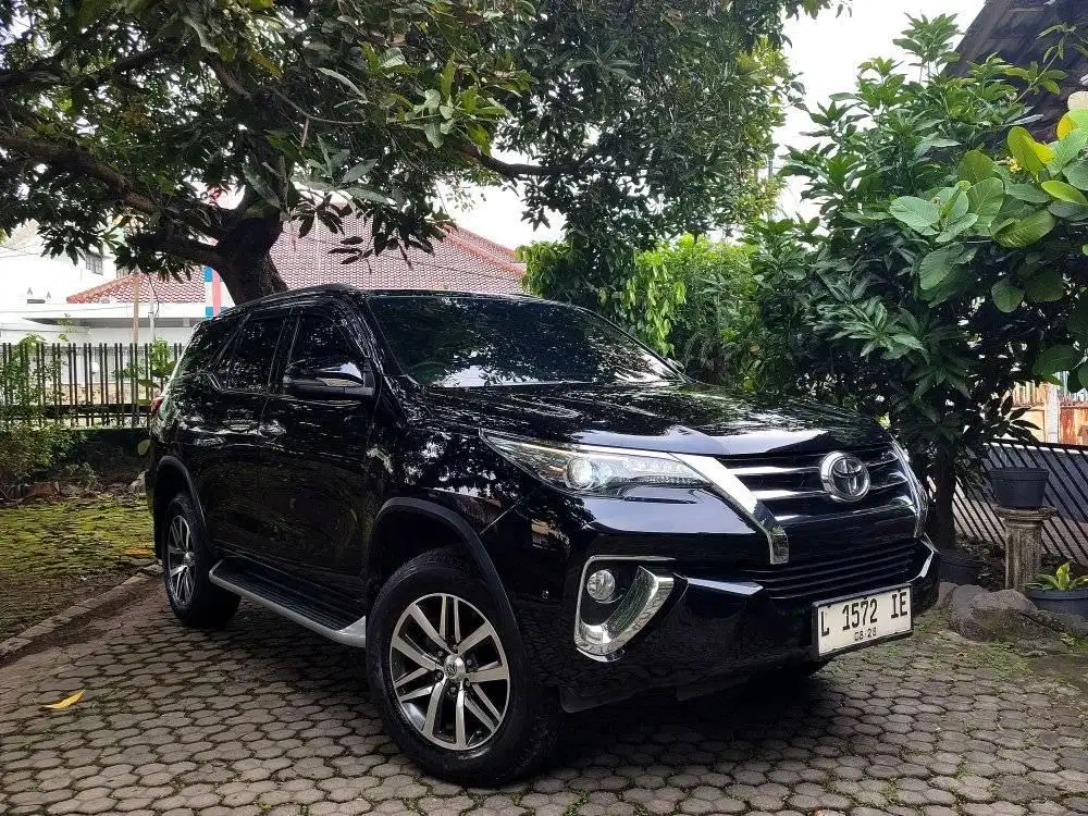 FORTUNER VRZ 2018 PLAT L PAJAK BARU pcd pajero innova crv