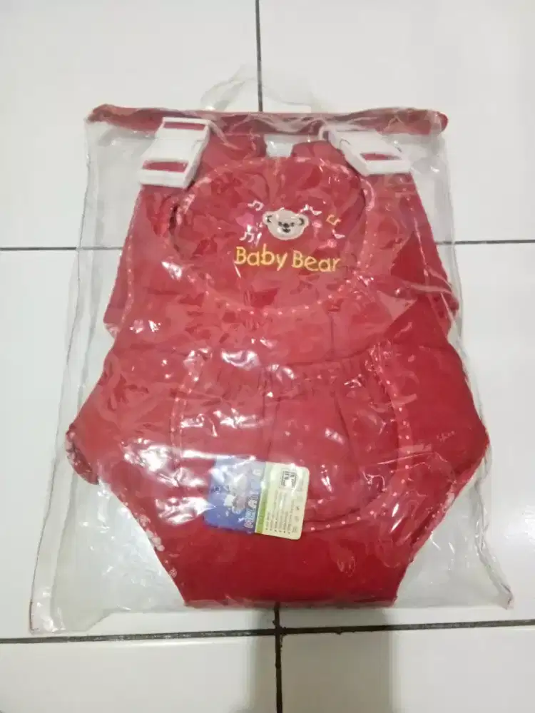 Gendongan Bayi Depan