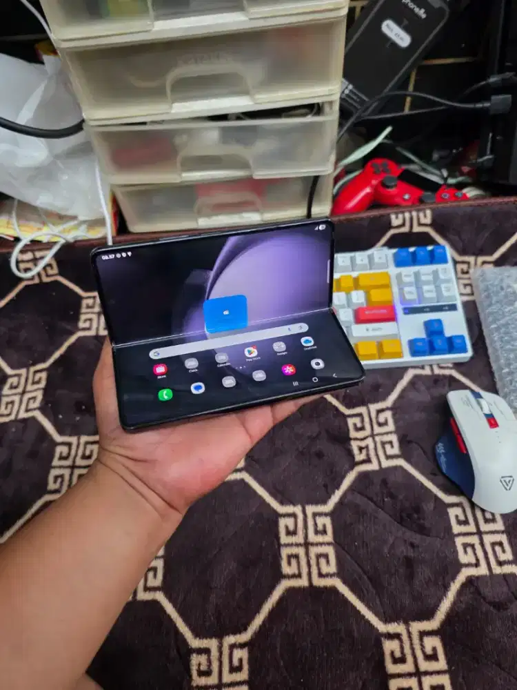 Samsung Z Fold 5 Sein 5G 12/256Gb Normal Siap Pakai Pastinya