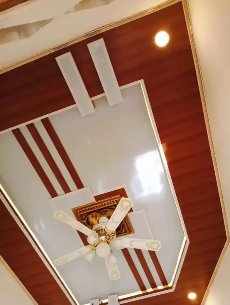 Melayani pemasangan plafon PVC dan kanopi Wesi dan baja ringan