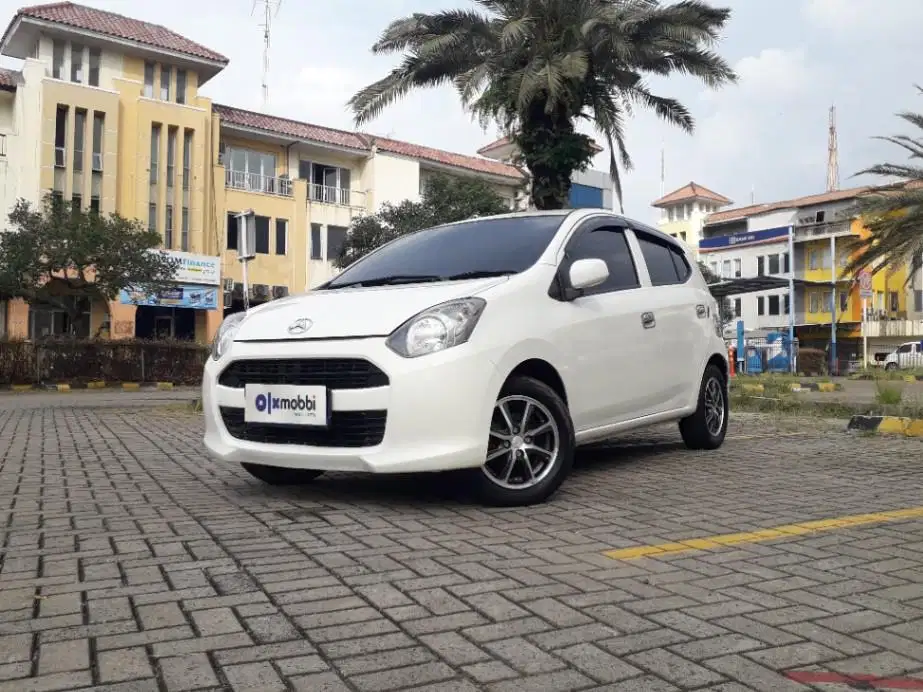 TDP 4,JT Daihatsu Ayla 1.0 M Sporty Bensin-AT Putih 2014