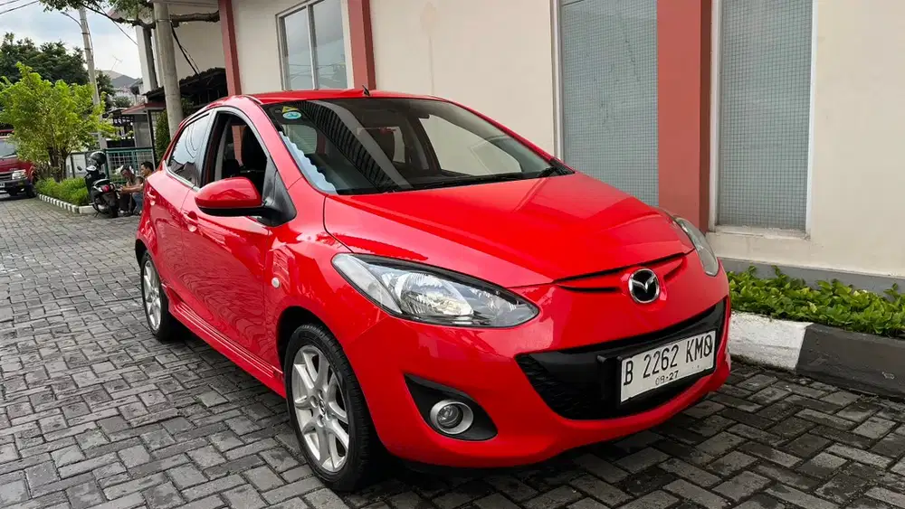 Mazda 2 2013 Bensin