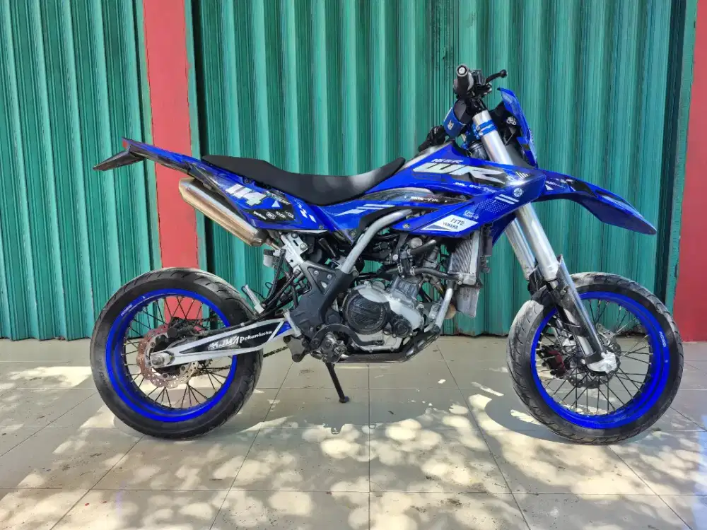 WR 155 R SUPERMOTO