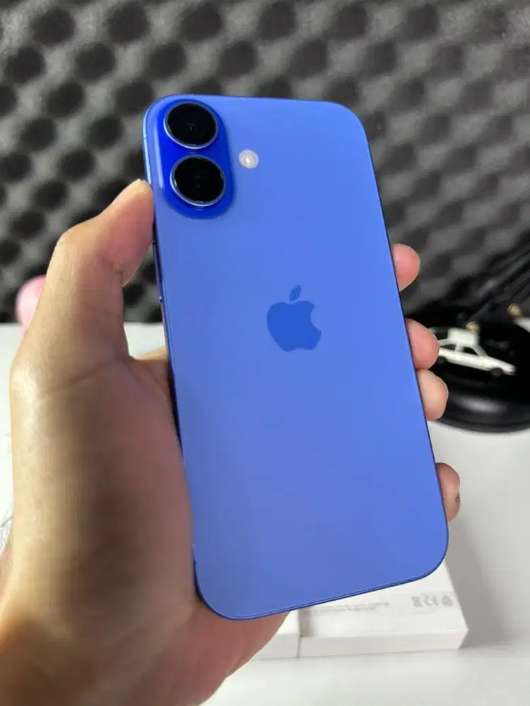 iPhone 16 128gb Ultramarine iBox