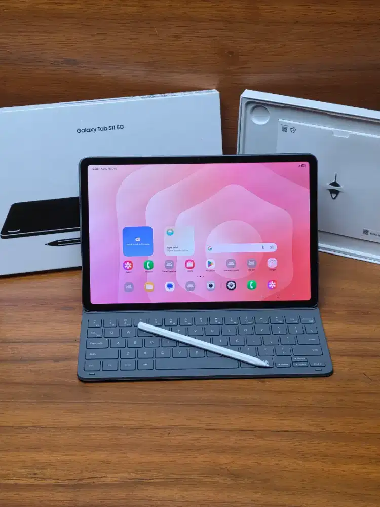 Samsung Tab S11 5G 12/256GB Include Keyboard dan Spen