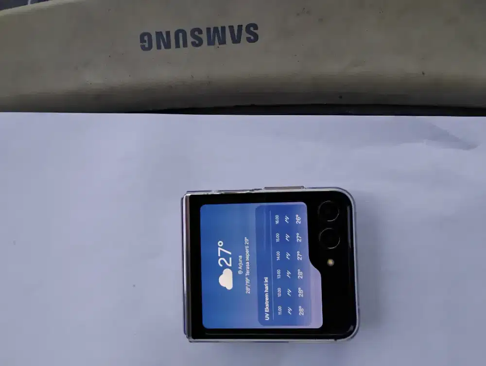 JUAL CEPAT MURAH SAMSUNG Z FLIP 5 / FLIP5 RESMI SEIN. LENGKAP. MULUS.