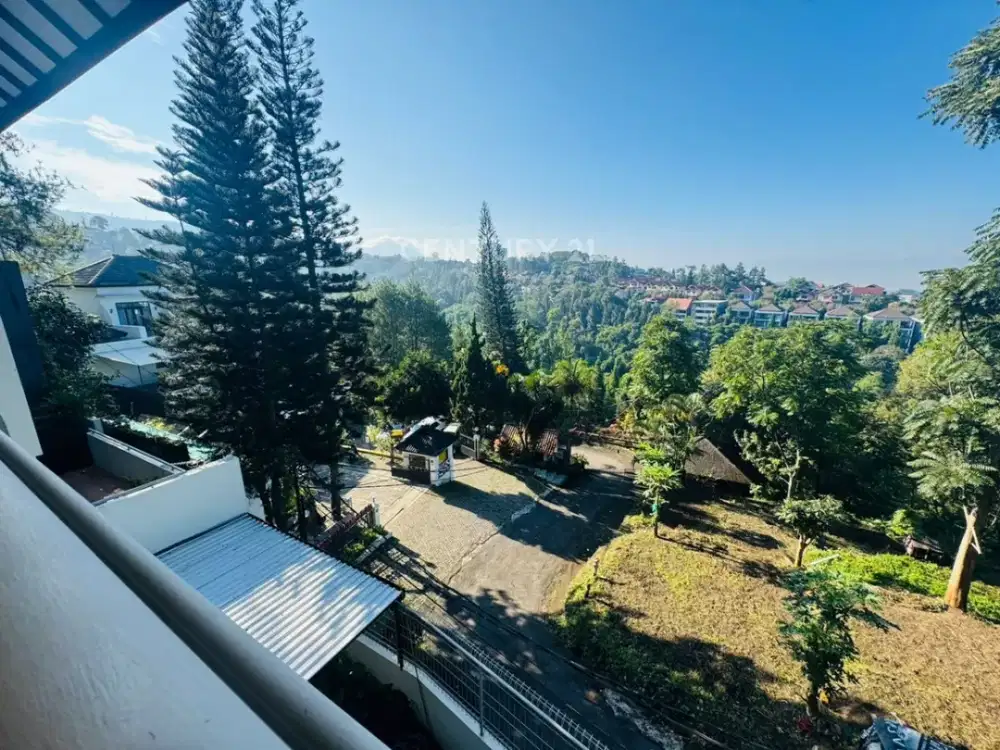 Rumah View Cantik Di  Dago Pakar Bandung