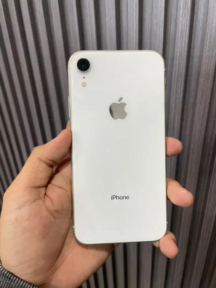 iPhone XR 128GB ex iBox