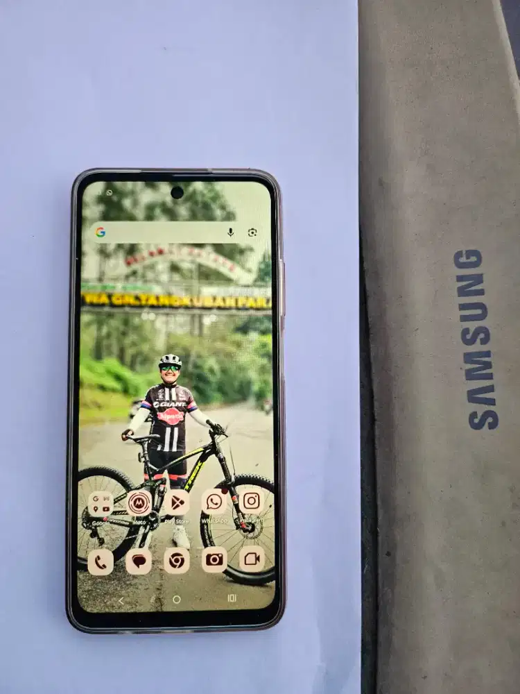 JUAL CEPAT MURAH MOTOROLA MOTO G45 ORIGINAL LENGKAP MULUS.