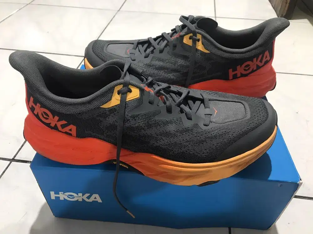 Hoka m speedgoat 5 wide