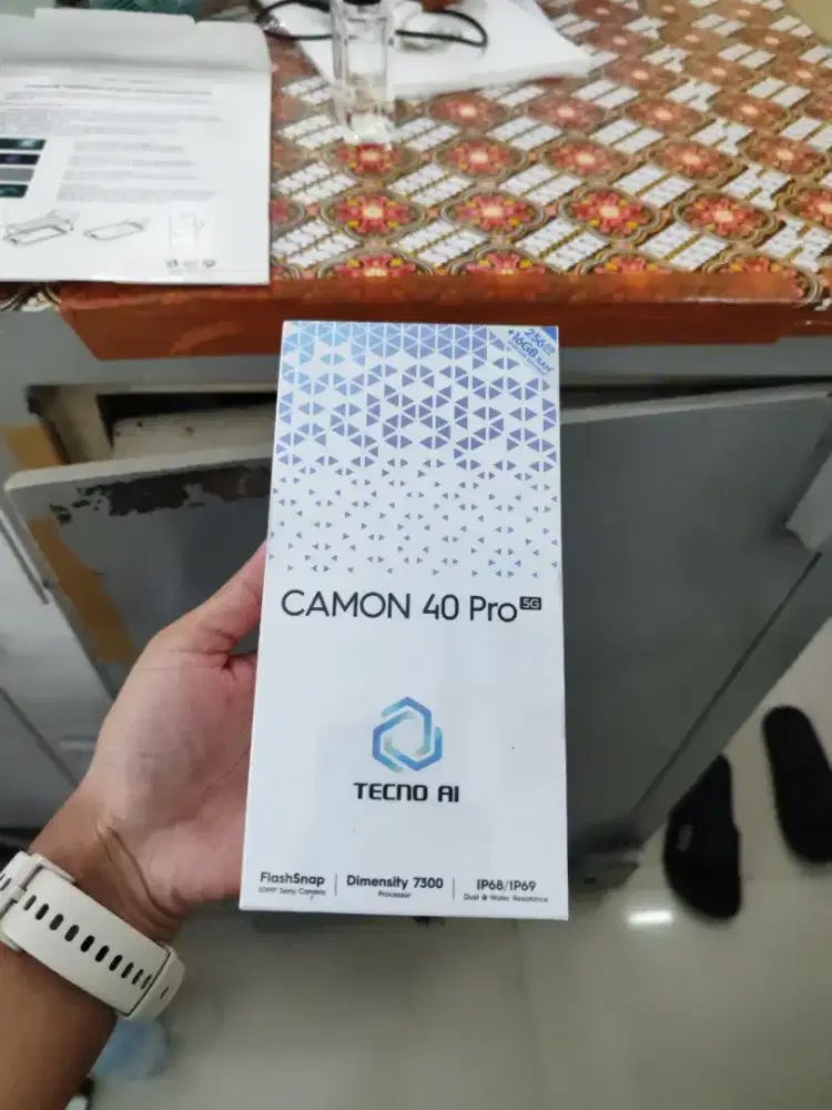 Baruuuu tecno camon 40 pro 5g 8/256