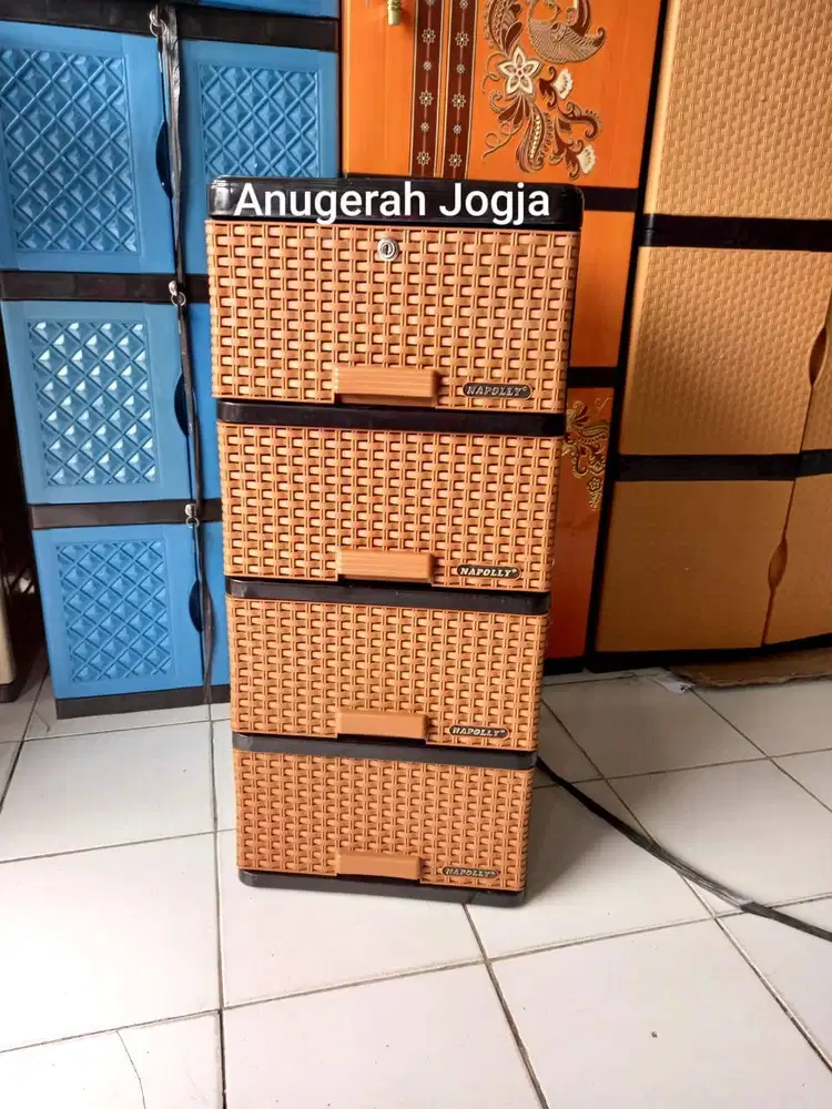 lemari Napolly Contac 4