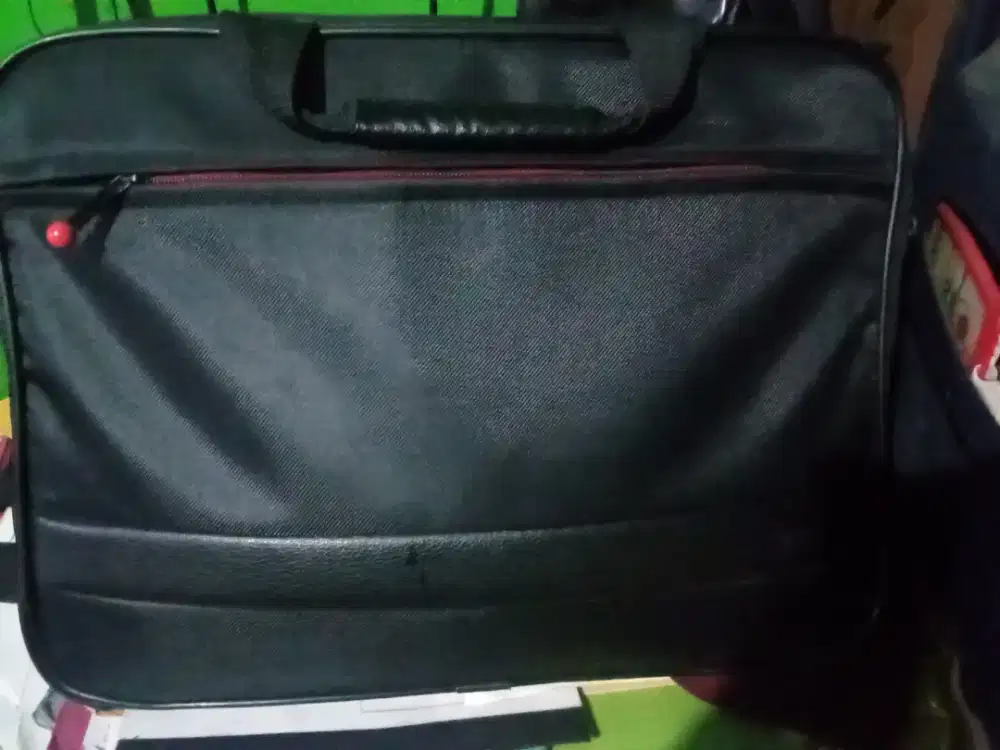 Tas kerja bisa untuk laptop