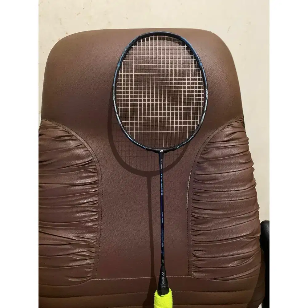 Rare item! Yonex voltric z force 2 SP * lining victor astrox
