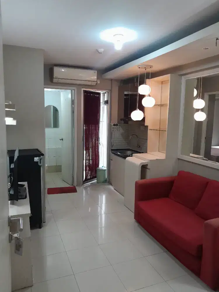 Di sewakan apartemen Bassura type 2bedroom lantai rendah