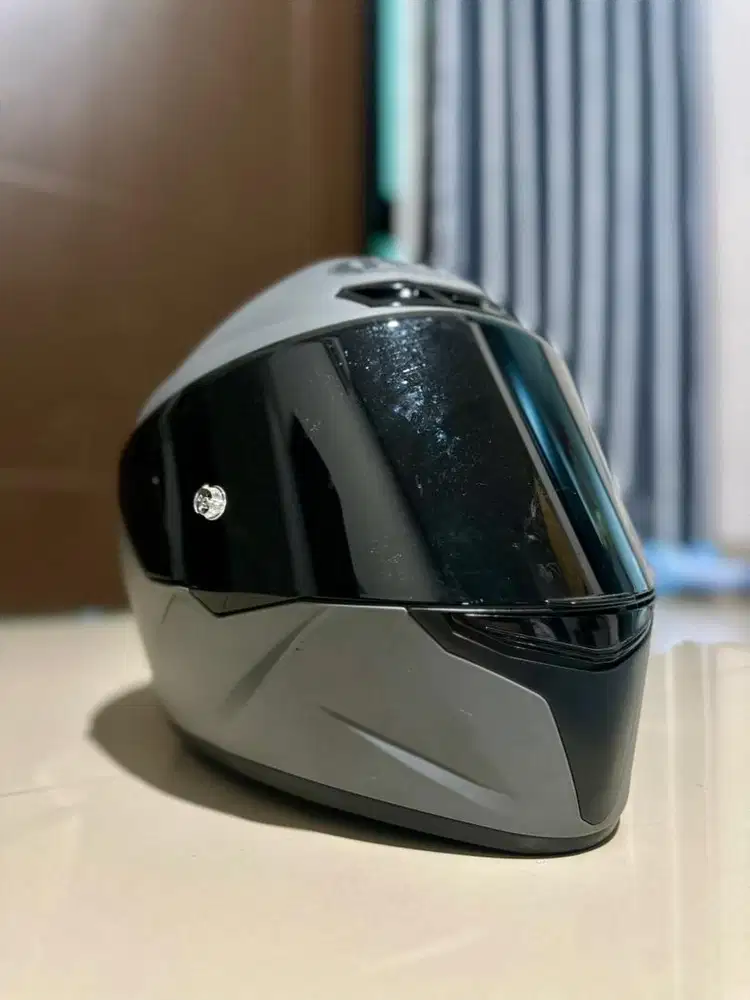 Helm KYT Full Face