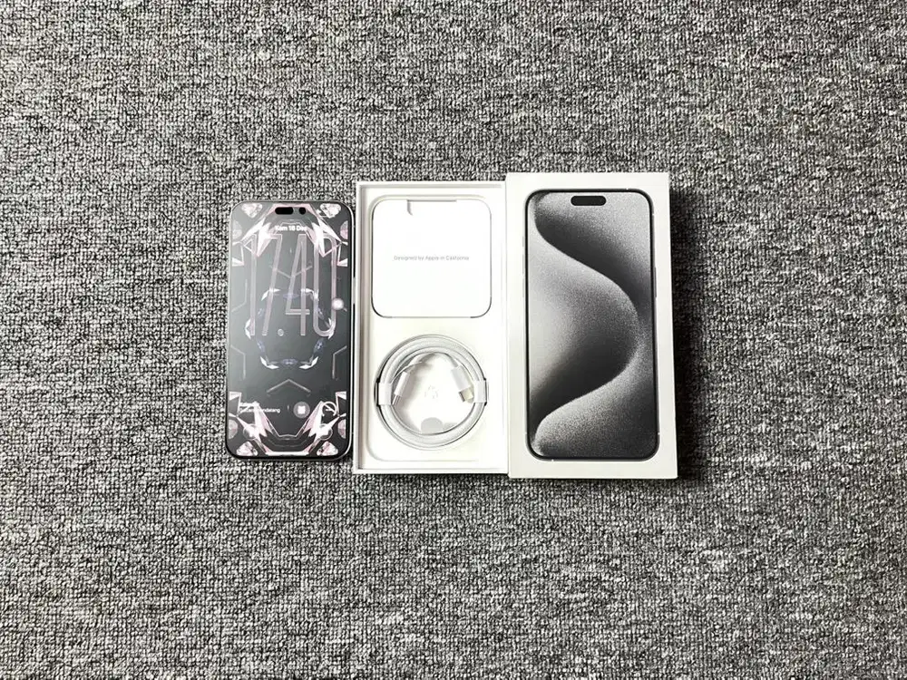 iPhone 15 Pro Max 256 GB iBox