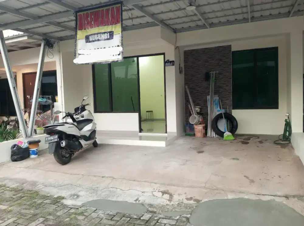 Dikontrakan Tahunan Rumah Nyaman