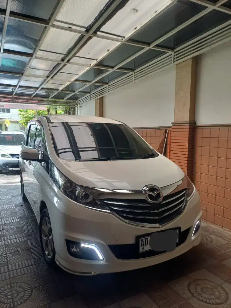 Mazda Biante Low KM Istimewa