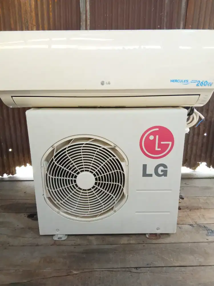 MENJUAL AC BEKAS 1/2 PK KOMPLIT