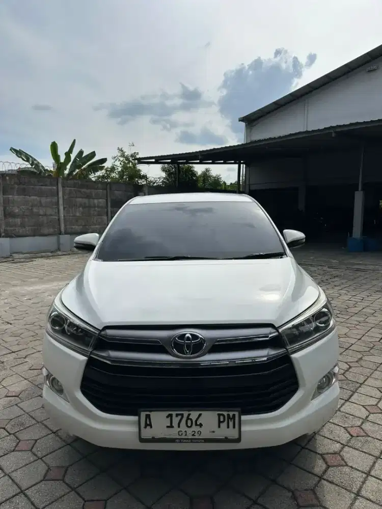 Innova 2018 V bensin matic. Km 85rb antik