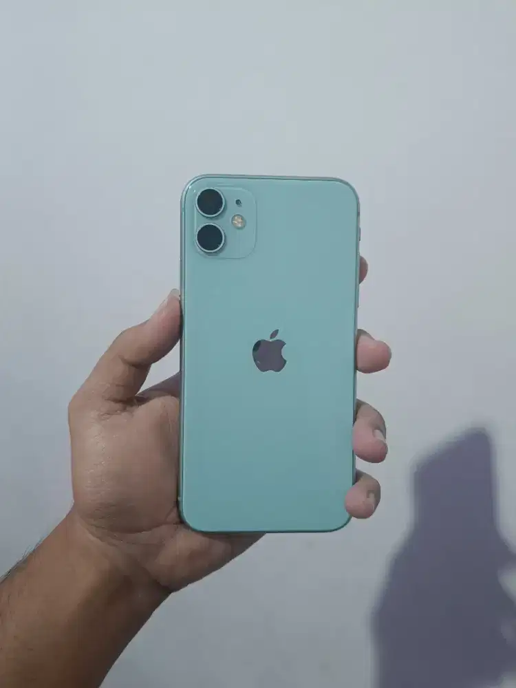 iPhone 11 64GB operator