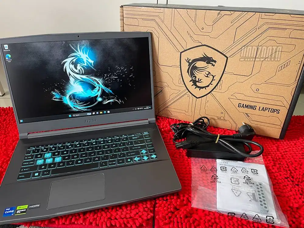 MSI THIN 15 B13VE, i7-13620H, RTX 4050, Garansi Panjang